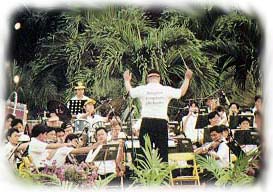 Bangkok Symphony Orchestra in the garden, Lumpini Park